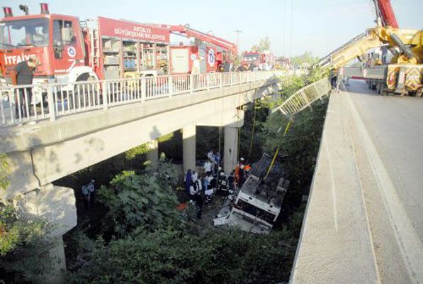 ДТП с туристами из России в Турции: 16 погибших. ВИДЕО, ФОТО