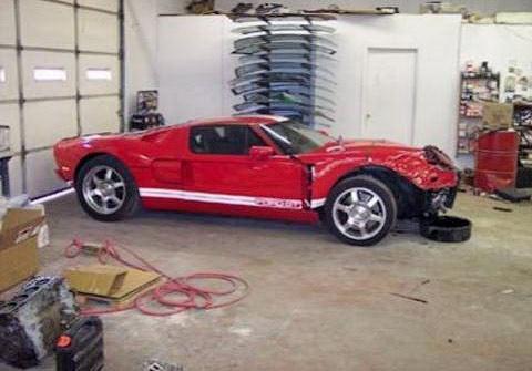 Суперкары, уничтоженные владельцами сразу после покупки. ФОТО