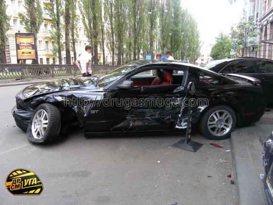 В Киеве произошло VIP ДТП. ВИДЕО