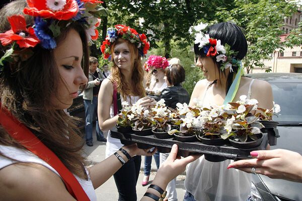 Секс-захисниці помили Зою Космодем'янську до 9 Травня. ФОТО