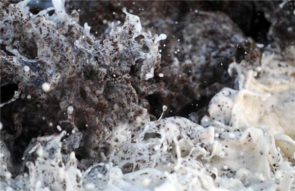 Утечка нефти на дне Мексиканского залива продолжается