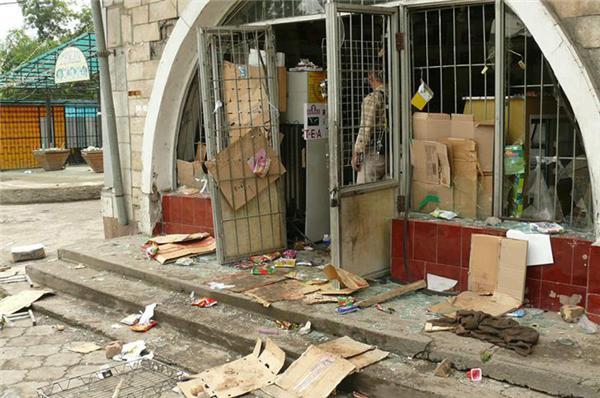 Кровавые беспорядки в Оше продолжаются уже четвертые сутки