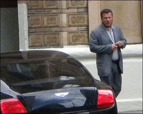 Нардеп на Bentley влетел в ДТП в центре Киева. ФОТО