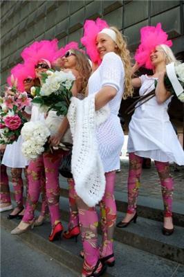 В Риге прошел ежегодный парад блондинок
