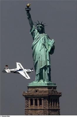 У Нью Йорку пройшов п'ятий етап авіагонок Red Bull Air Race
