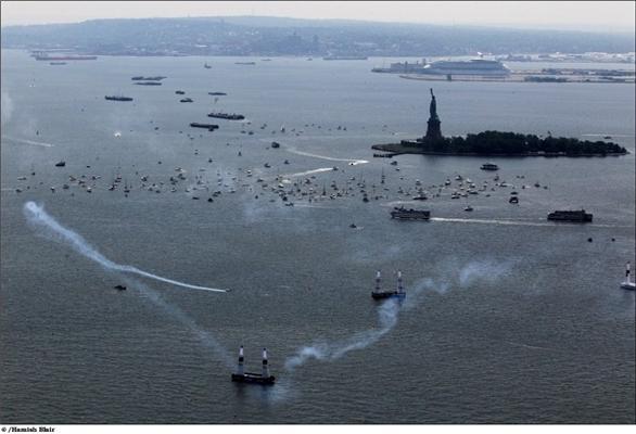 В Нью Йорке прошел пятый этап авиагонок Red Bull Air Race