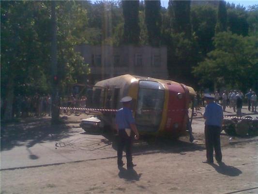 В Одессе перевернулся трамвай, число пострадавших неизвестно