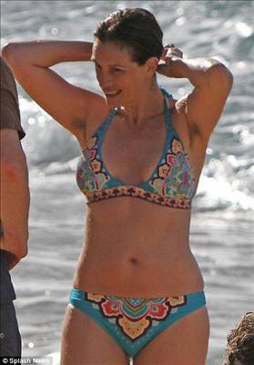 Джулия Робертс не бреет подмышки