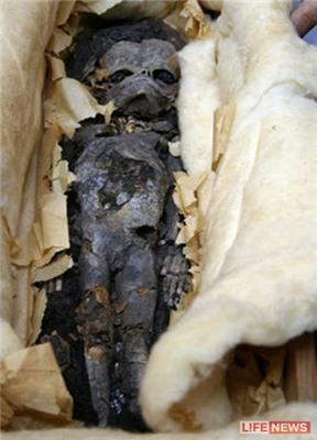 В квартире нашли мумию ребенка, пролежавшую под полом 40 лет