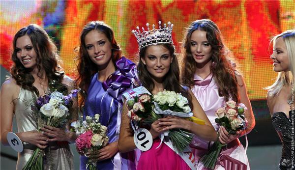 Як обирали першу красуню України. ФОТО