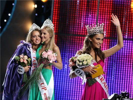 Як обирали першу красуню України. ФОТО