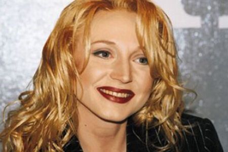 Зачем "делают" носы звезды Украины и России?