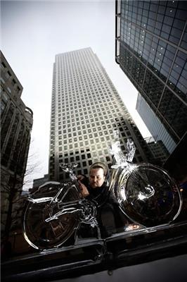 Велосипед з льоду