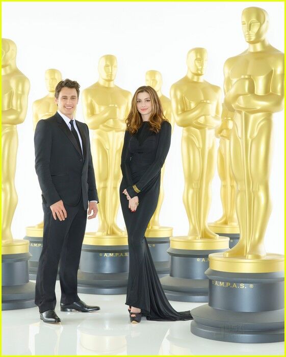 Хэтэуэй и Франко в золоте «Оскара»
