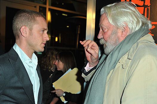 Джейсон Стэтхем побывал на премьере ”Механик”