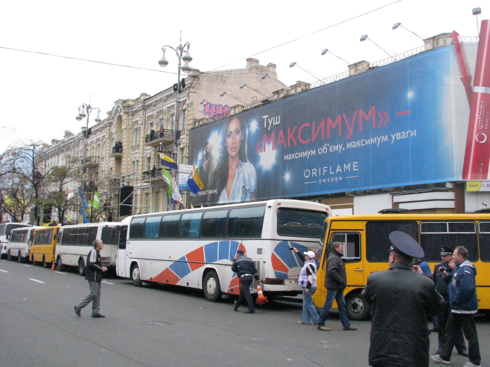 Вирок Тимошенко: бійки під судом і незадоволені нардепи