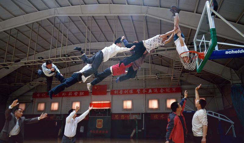 У підвішеному стані