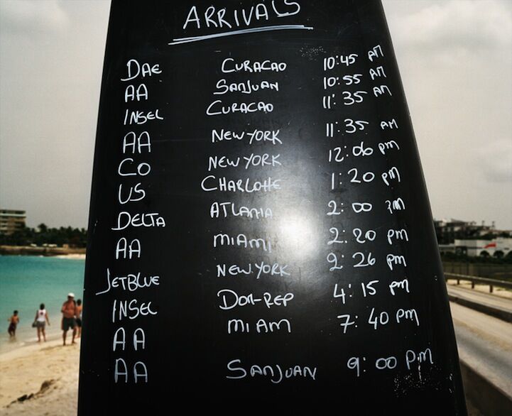 Махо Біч: Екстрім-відпочинок під крилом літака