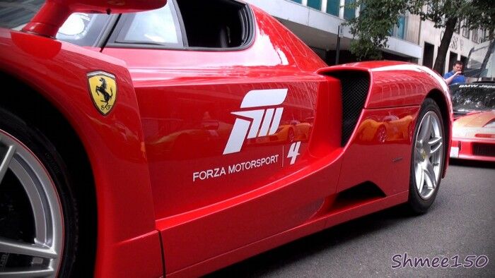 Лондон захватили суперкары. Видео 