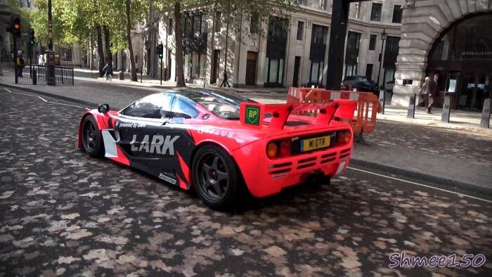 Лондон захватили суперкары. Видео 