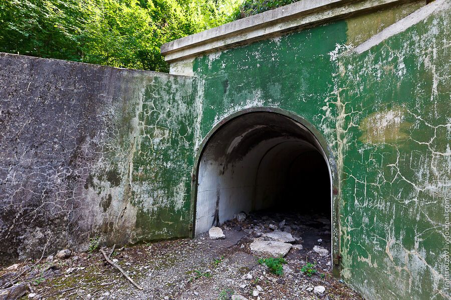 Феодосія-13: колишній склад ядерної зброї