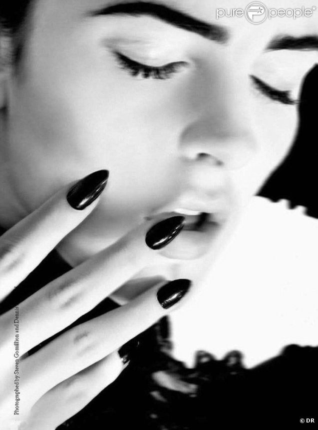 Младшая Лохан начала модельную карьеру