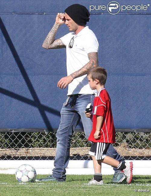 Бекхэм следит за матчем сына