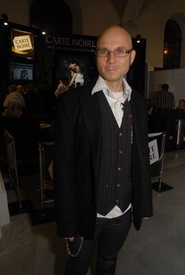 CARTE NOIRE надихає на модні відкриття