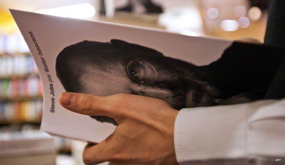 Биография Стива Джобса моментально стала бестселлером