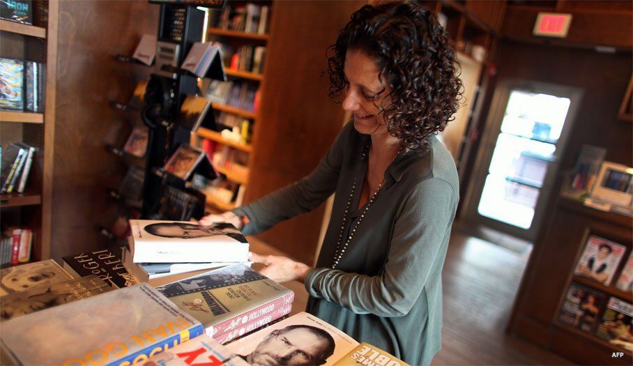 Биография Стива Джобса моментально стала бестселлером