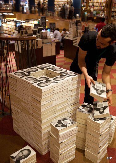 Биография Стива Джобса моментально стала бестселлером