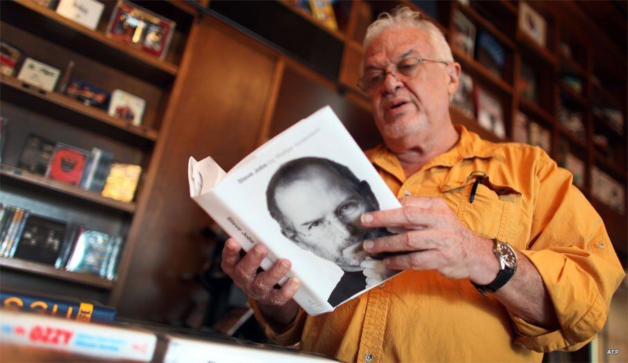 Биография Стива Джобса моментально стала бестселлером