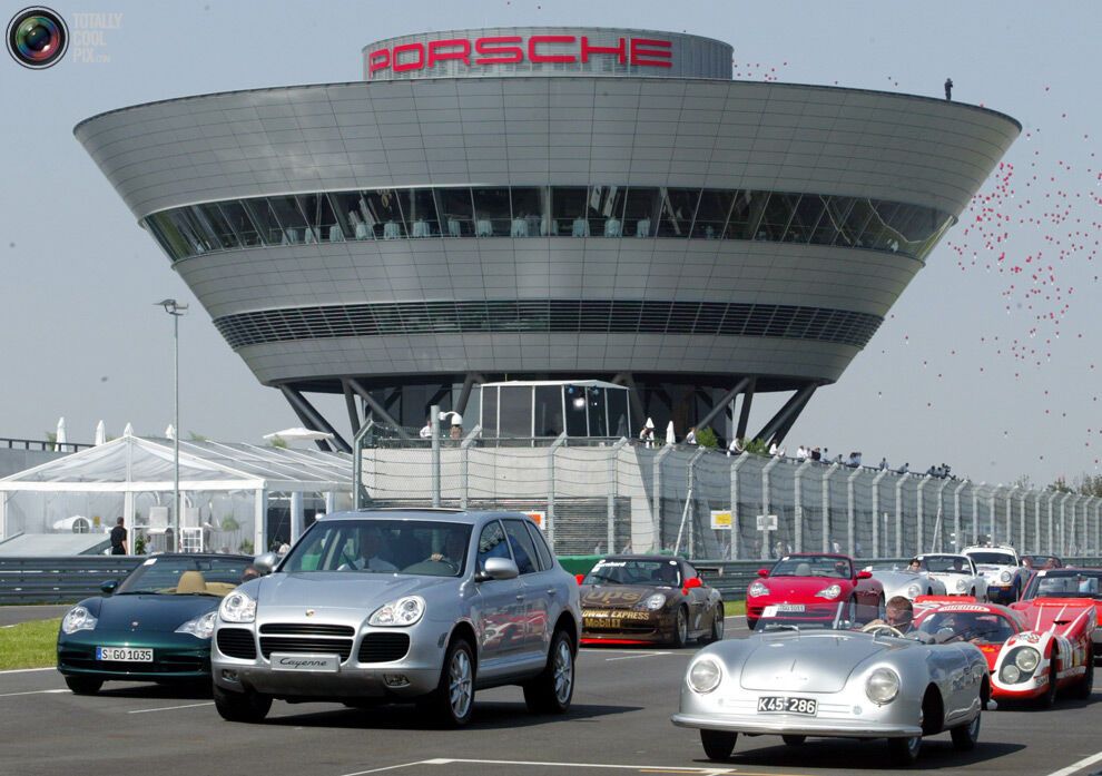 Автомобили Porsche