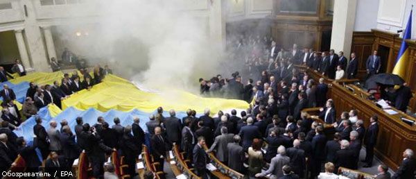 Бійка у Верховній Раді потрапила до світового рейтингу. Фото, відео