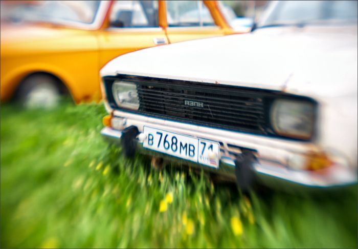 Автомузей гибнет под открытым небом. Фото 