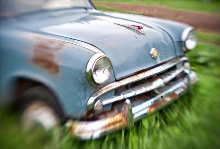 Автомузей гибнет под открытым небом. Фото 