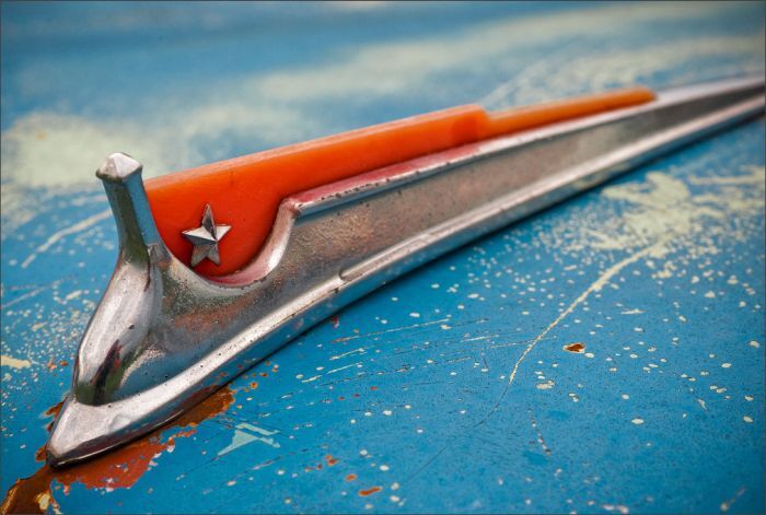 Автомузей гибнет под открытым небом. Фото 