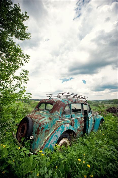 Автомузей гибнет под открытым небом. Фото 