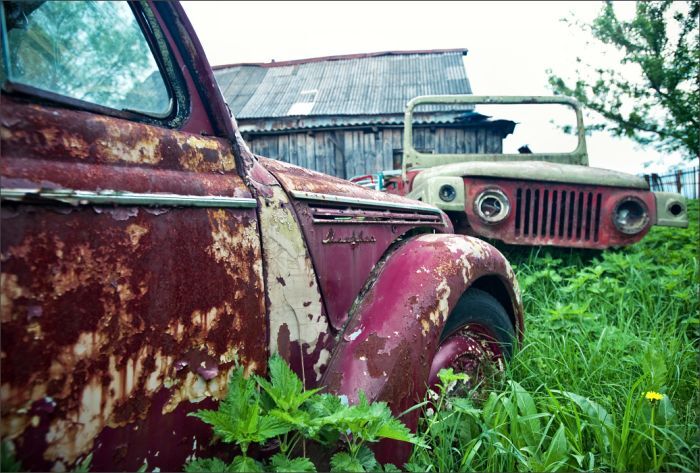 Автомузей гибнет под открытым небом. Фото 