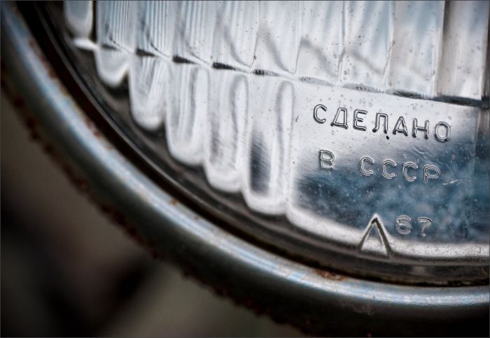 Автомузей гибнет под открытым небом. Фото 