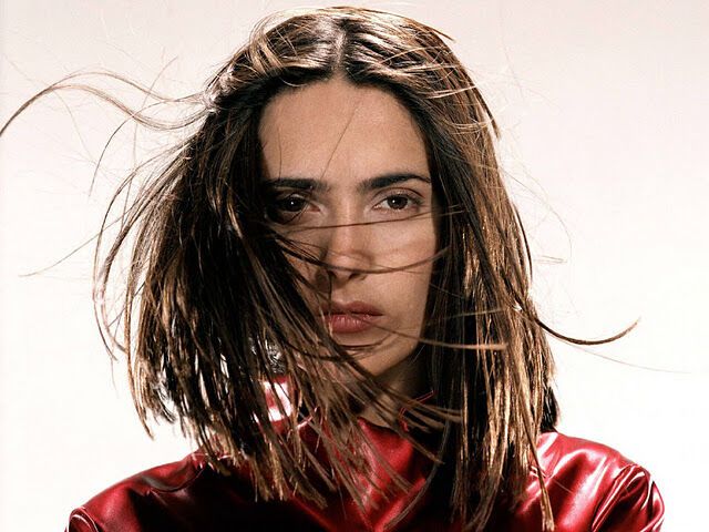 Худем на свекольном соке. Диета Сальмы Хайек