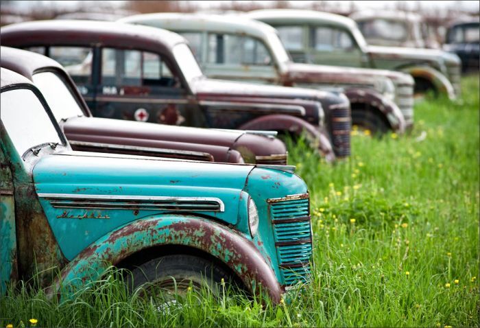 Автомузей гибнет под открытым небом. Фото 