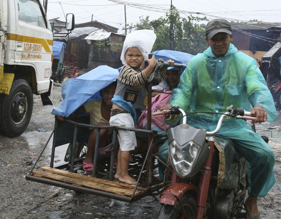 Тайфун «Несат» на Филиппинах
