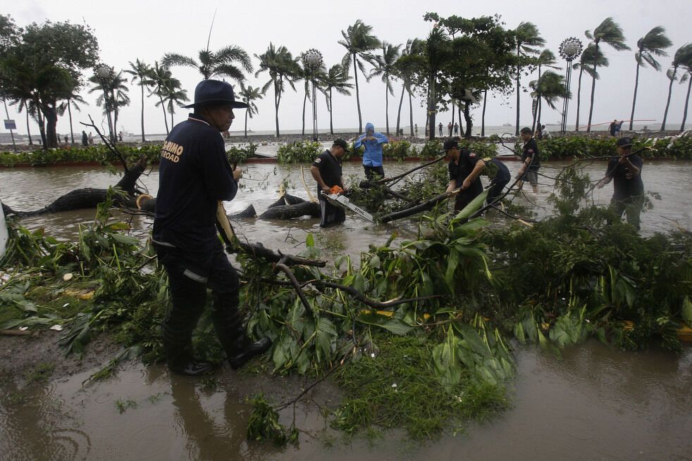 Тайфун «Несат» на Филиппинах