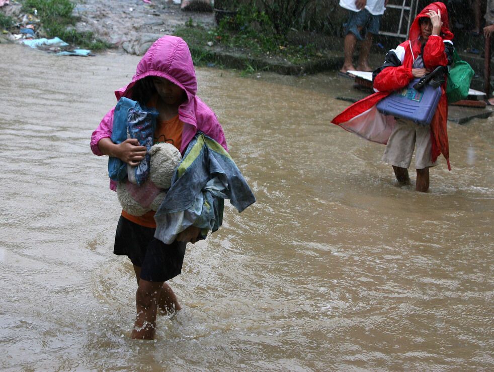 Тайфун «Несат» на Филиппинах