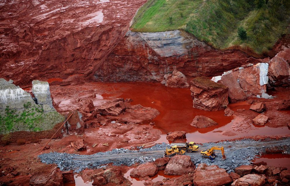 Прорив резервуара з токсичними відходами в Угорщині: рік по тому