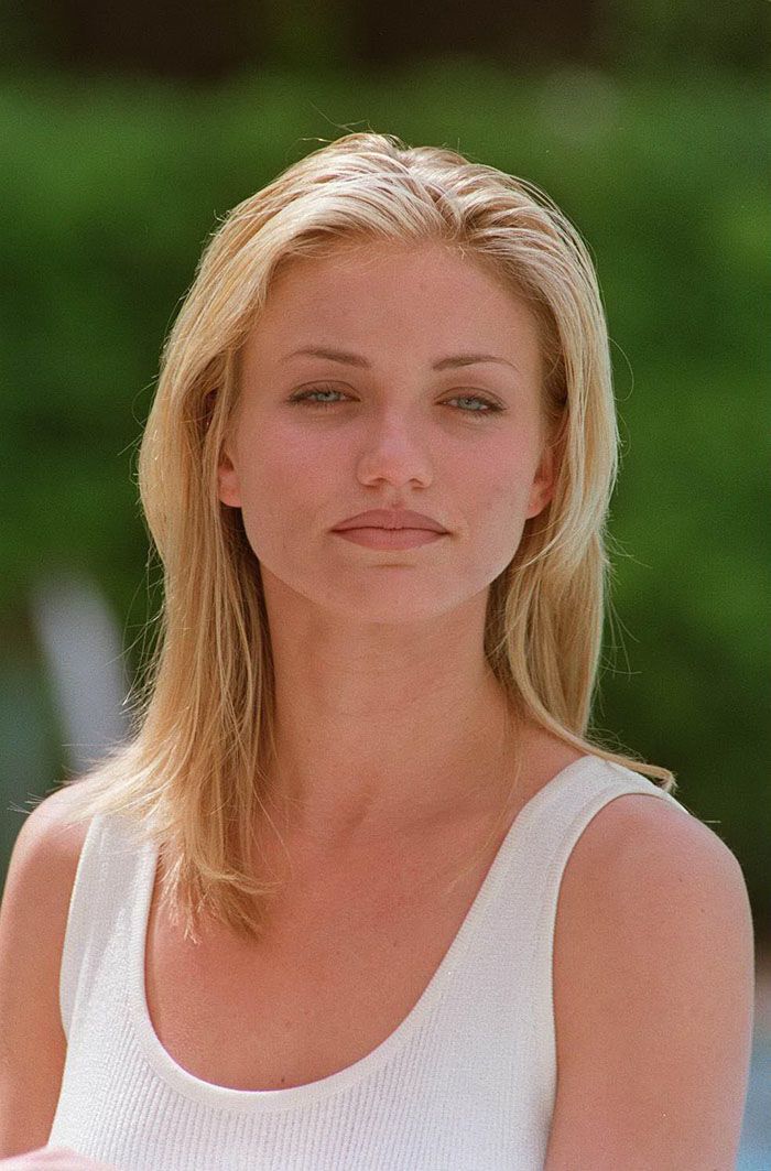 Прыщавая Кэмерон Диаз в Каннах в 1994 году