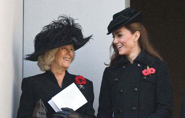 Королевская семья чтит память погибших