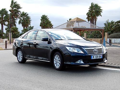 Тест-драйв новой Toyota Camry. Фото