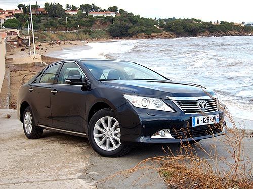 Тест-драйв новой Toyota Camry. Фото